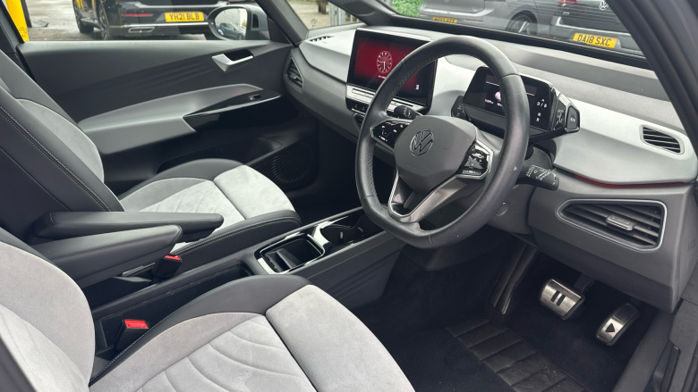 Volkswagen ID.3 150kW Tour Pro S 77kWh 5dr Auto Electric Hatchback